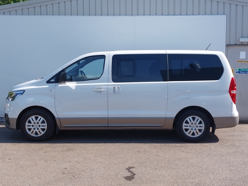 Hyundai I800 2.5 Crdi Se White #4