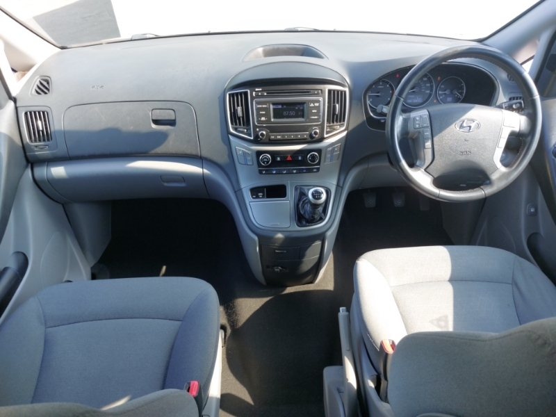 Hyundai I800 2.5 Crdi Se White #3