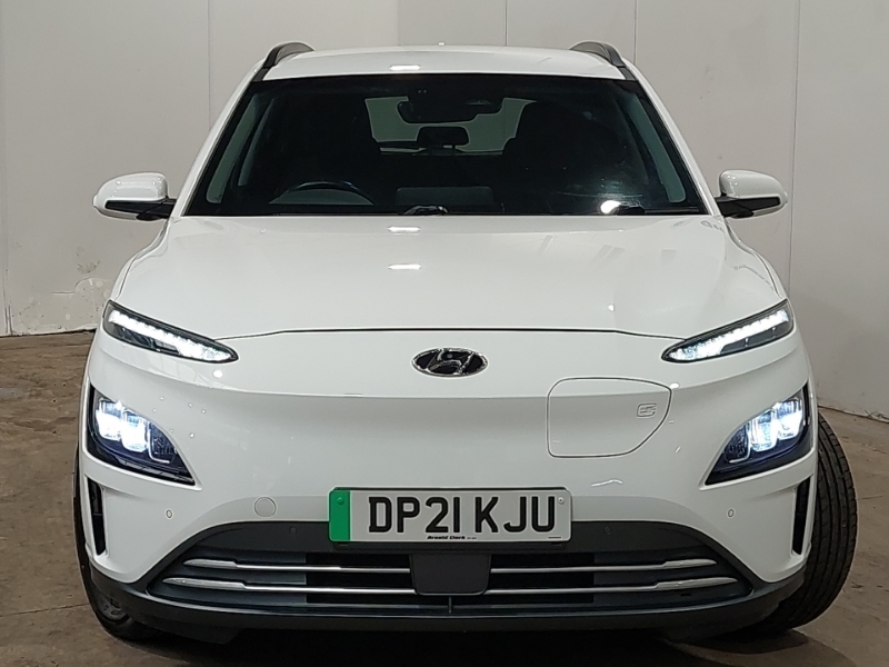 Hyundai Kona Premium White #14