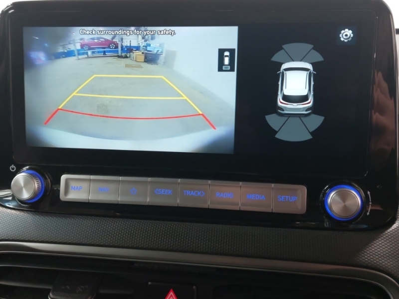 Hyundai Kona Premium White #9