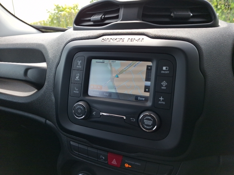 Jeep Renegade Longitude Green #11