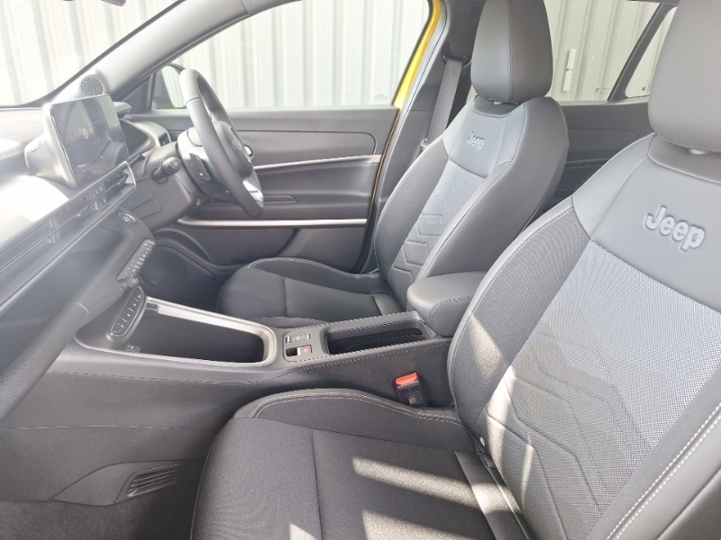 Jeep Avenger 1.2 E-hybrid Summit Dct Yellow #5