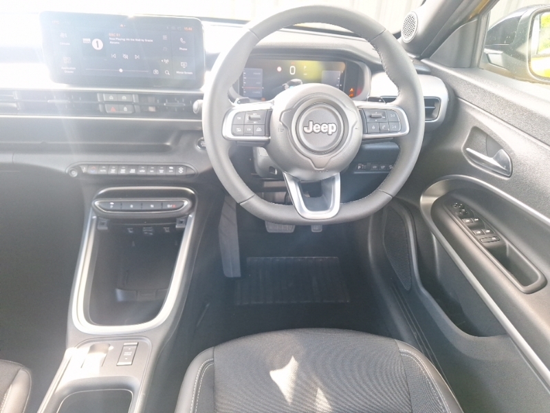 Jeep Avenger 1.2 E-awd E-hybrid The North Face Dct White #8