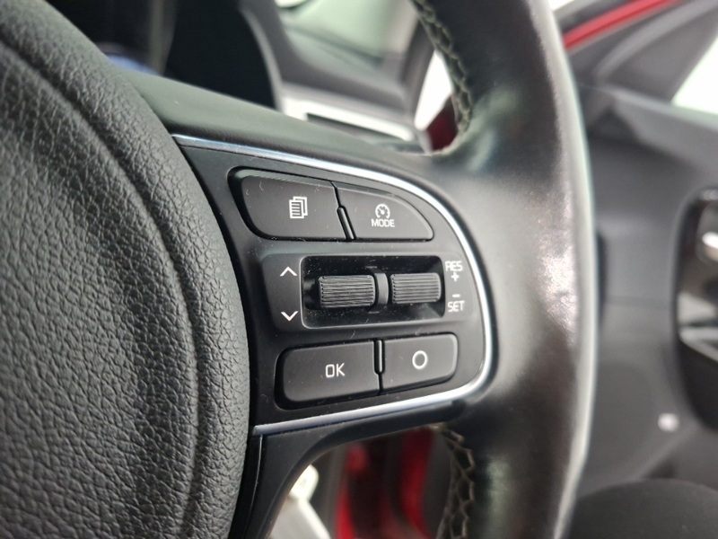Kia Niro 4 White #12