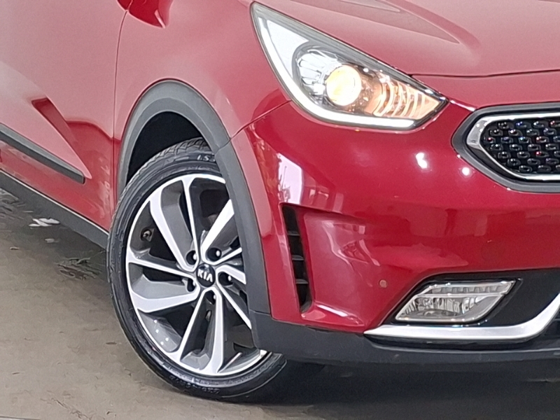 Kia Niro 4 White #19