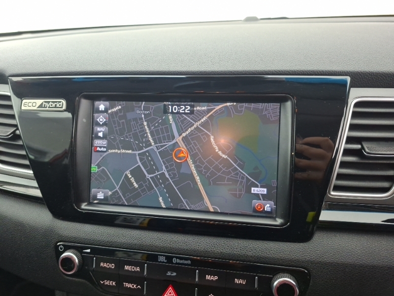 Kia Niro 4 White #9