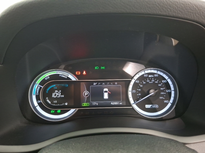 Kia Niro 4 White #16