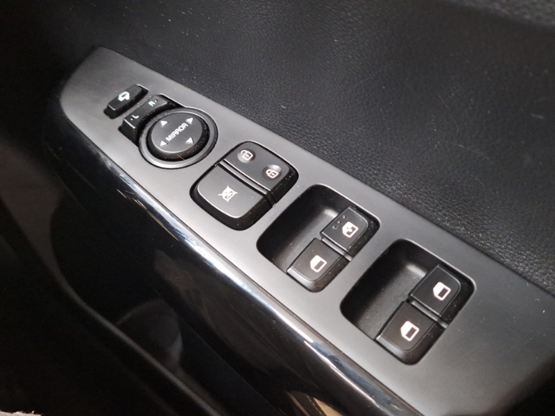 Kia Picanto Hatchback Black #17