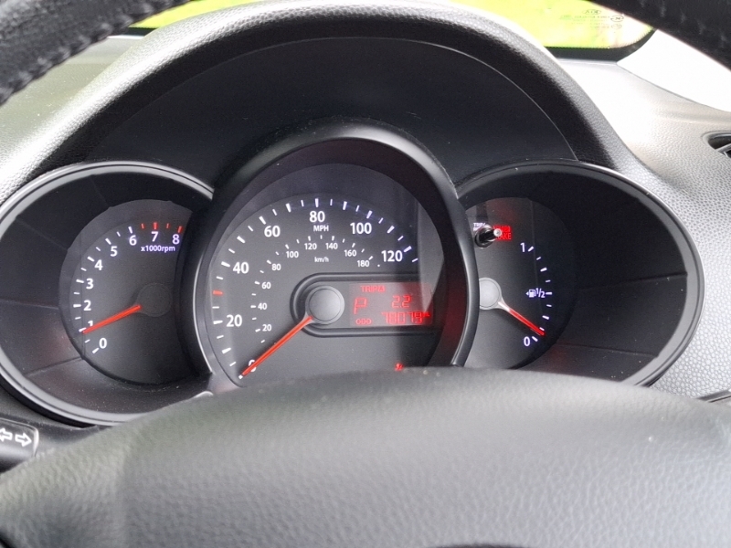 Kia Picanto  White #9
