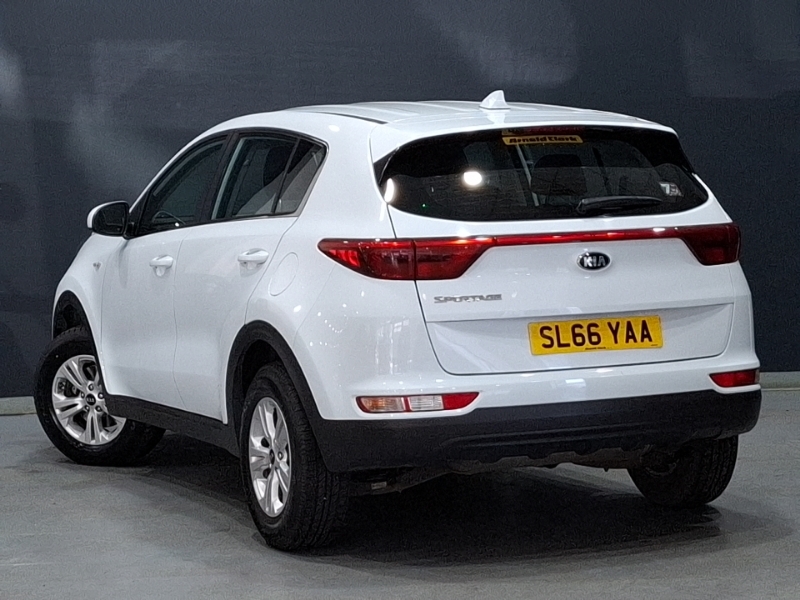 Kia Sportage 1.6 Gdi 1 White #2