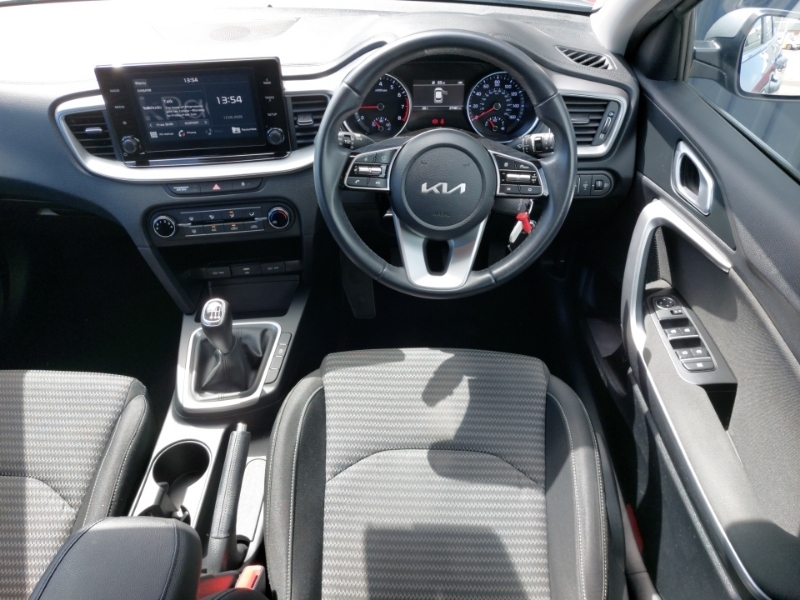 Kia Xceed 1.6 Crdi Mhev 3 #8