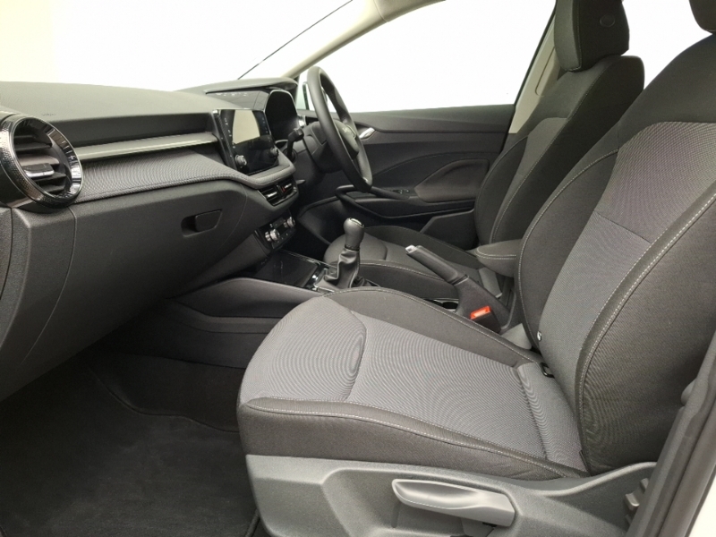 Skoda Fabia 1.0 Mpi 80 Se Edition White #5