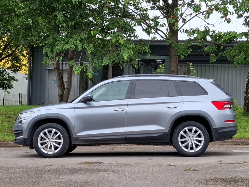 Skoda Kodiaq 1.5 Tsi Se Dsg Grey #4