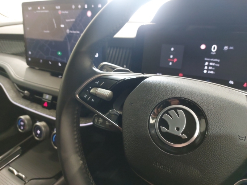 Skoda Superb 1.5 Tsi E-tec Se Technology Dsg Black #17
