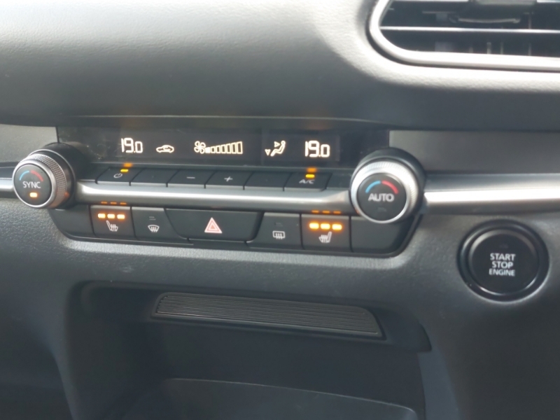 Mazda CX-30 2.0 E-skyactiv G Red #16