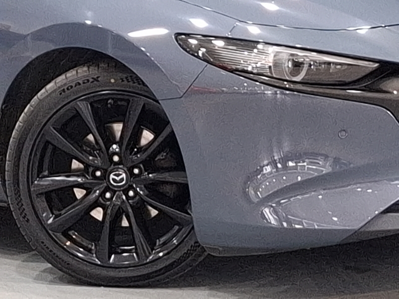 Mazda 3 2.0 Sport Black White #20