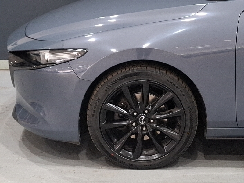 Mazda 3 2.0 Sport Black White #19