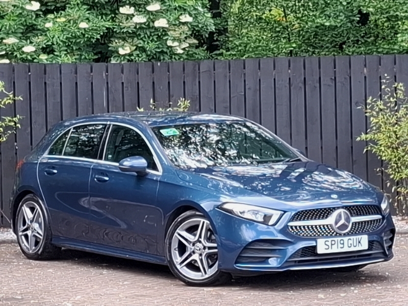 Mercedes-Benz A Class A180d Amg Line Blue