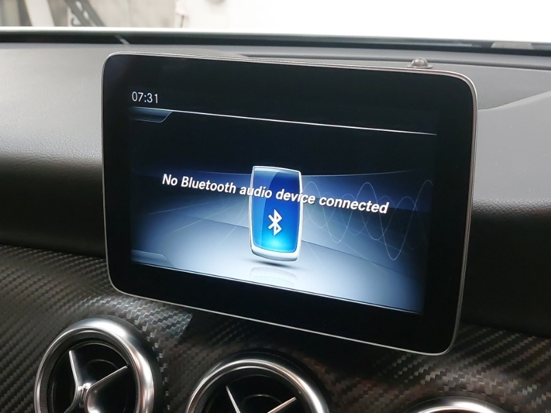 Mercedes-Benz A Class A180d Se White #17