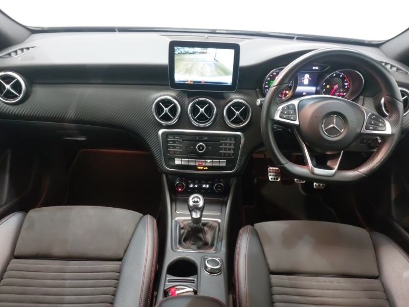 Mercedes-Benz A Class A160 Amg Line White #3