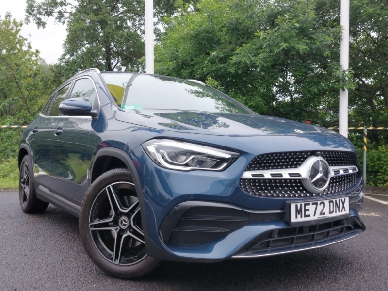 Mercedes-Benz GLA Class Gla 200 Amg Line Executive Blue
