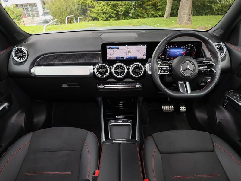 Mercedes-Benz GLB Class Glb 200 Amg Line Executive 7G-tronic Silver #3