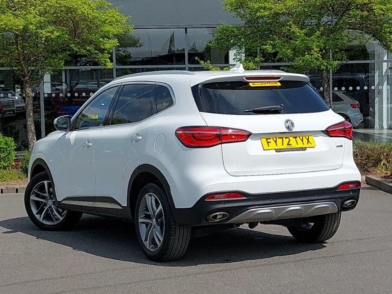 MG HS 1.5 T-gdi Exclusive White #2