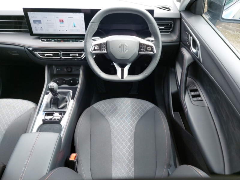 MG HS Plug-in Hybrid Se Black #8