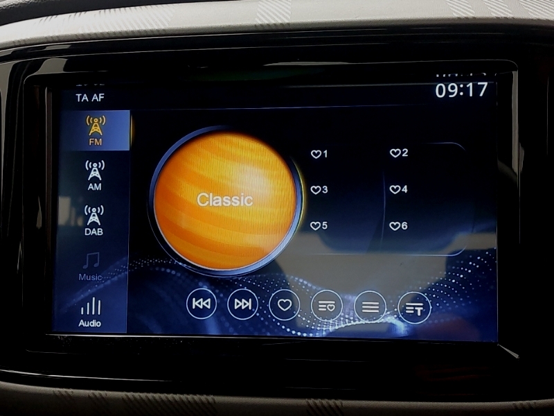MG MG3 Exclusive Nav #11