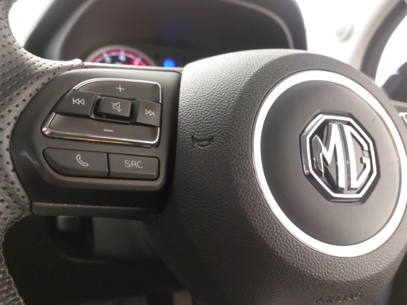 MG MG3 Exclusive Nav #12