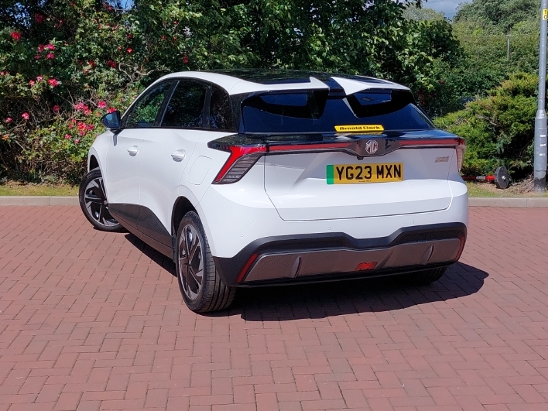 MG MG4 150Kw Trophy Ev Long Range 64Kwh White #2