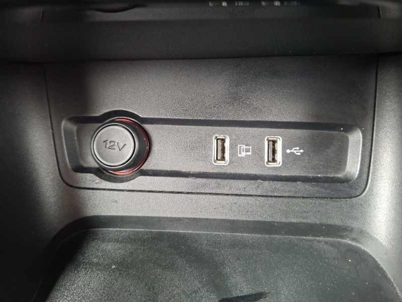 MG ZS Suv White #17