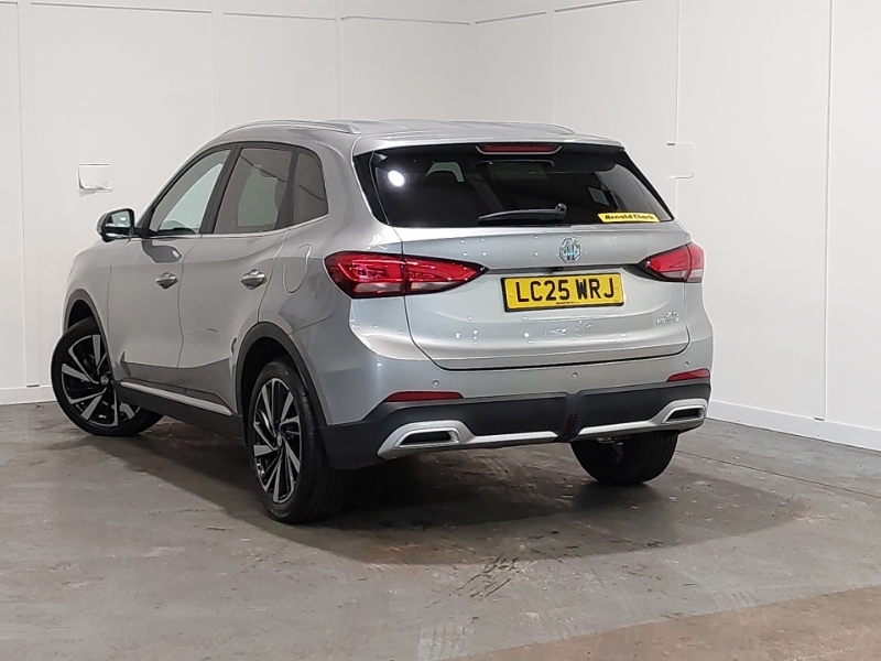 MG ZS 1.5 Hybrid Trophy Silver #2