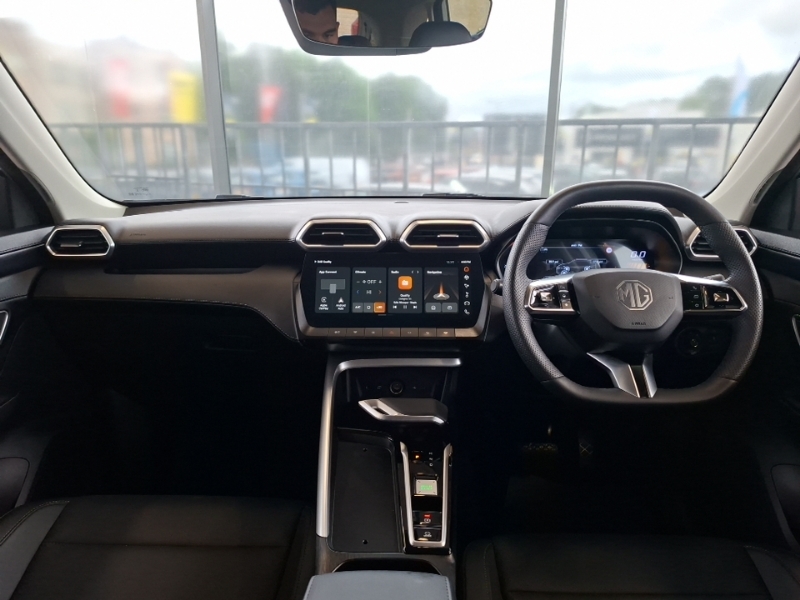 MG ZS 1.5 Hybrid Trophy White #3