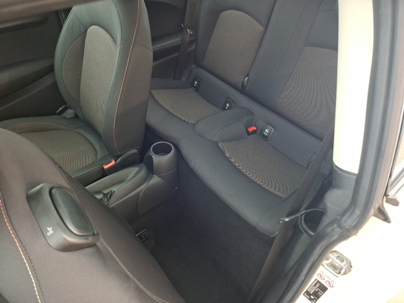 Mini Hatch 1.5 Cooper II SB18ZPX White #6