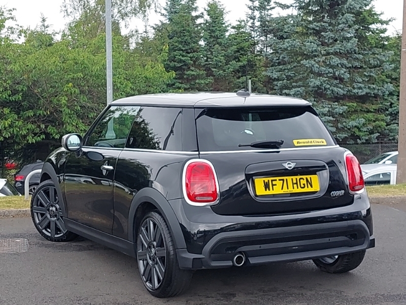 Mini Hatch 1.5 Cooper Exclusive WF71HGN Black #2