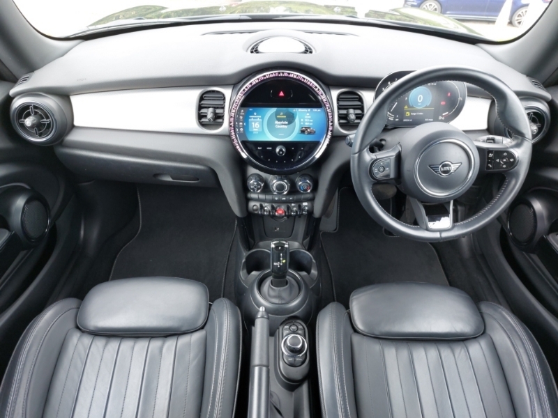 Mini Hatch 1.5 Cooper Exclusive WF71HGN Black #3