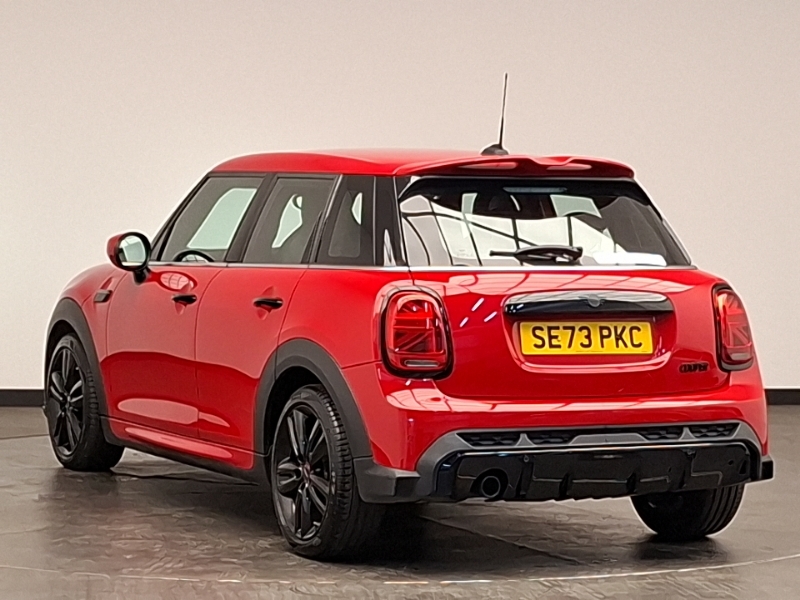 Mini Hatch 1.5 Cooper Sport Premium SE73PKC Red #2