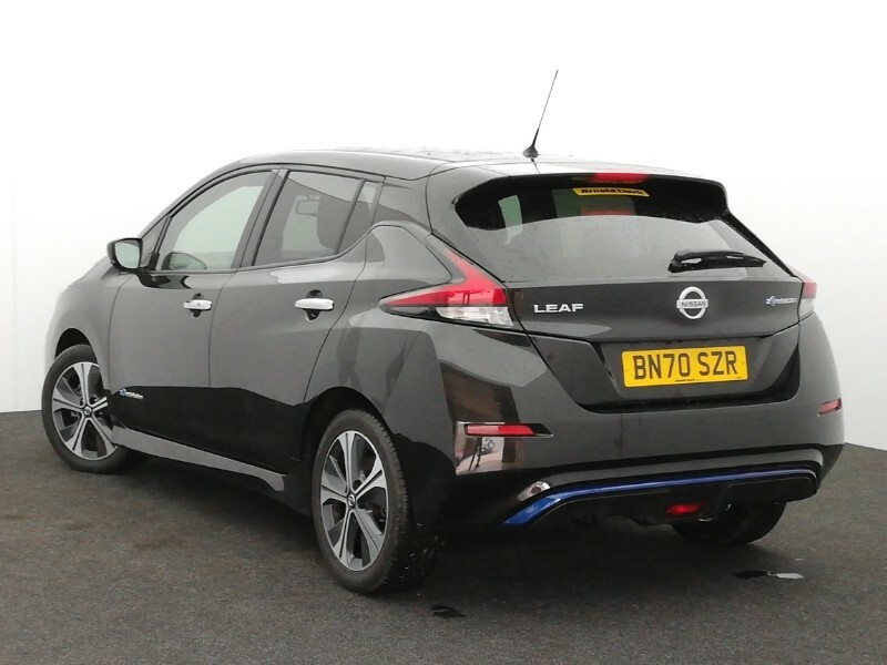Nissan Leaf 110Kw N-connecta 40Kwh Black #2