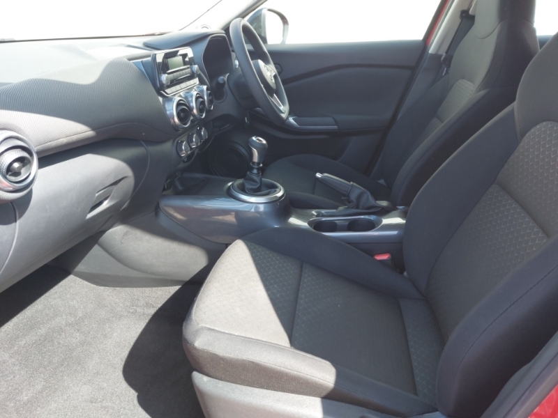 Nissan Juke 1.0 Dig-t 114 Visia DU23YWA Red #5