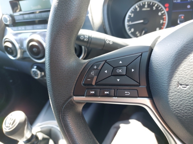 Nissan Juke Tekna Black #13