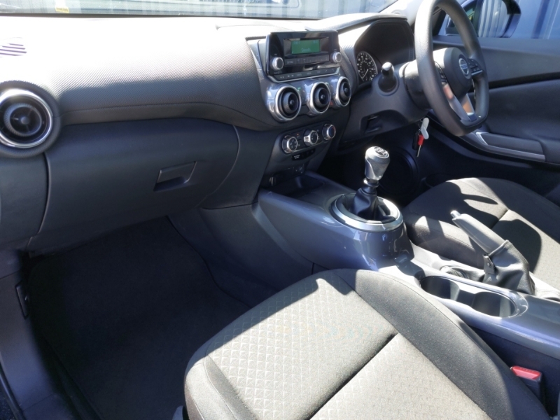 Nissan Juke Tekna Black #5