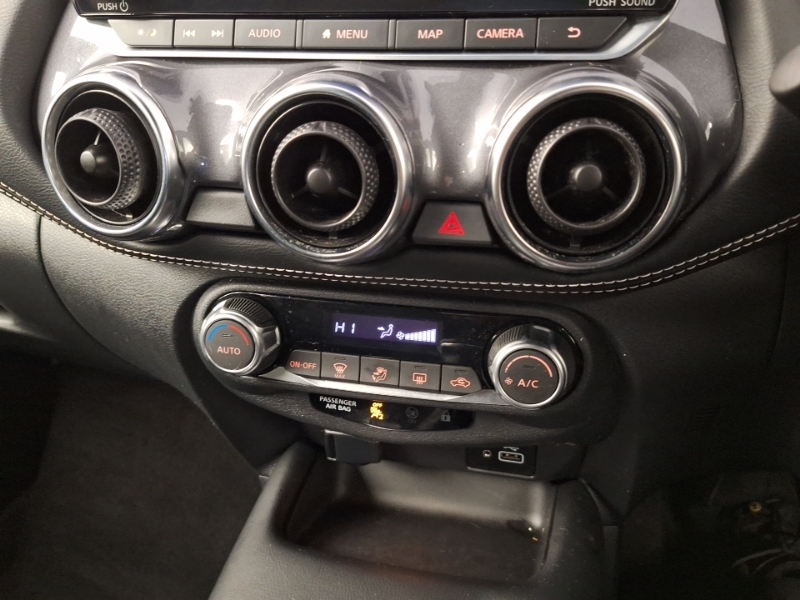 Nissan Juke Tekna Black #16