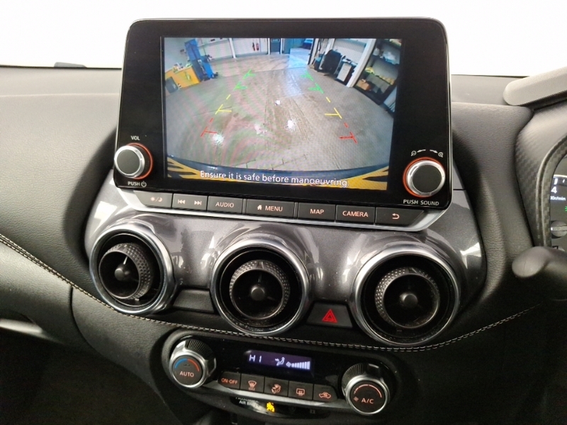 Nissan Juke Tekna Black #9