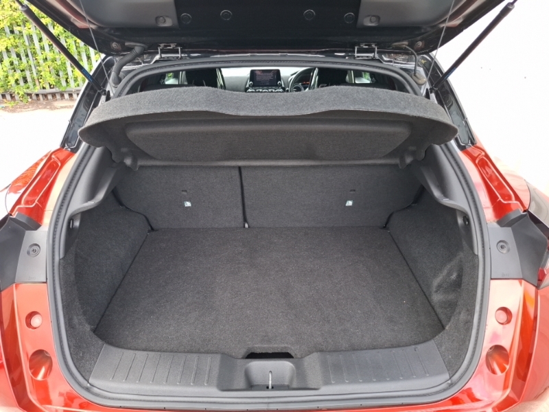 Nissan Juke Acenta White #18