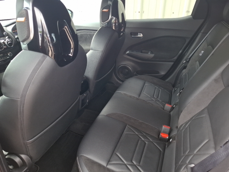 Nissan Juke Acenta White #6