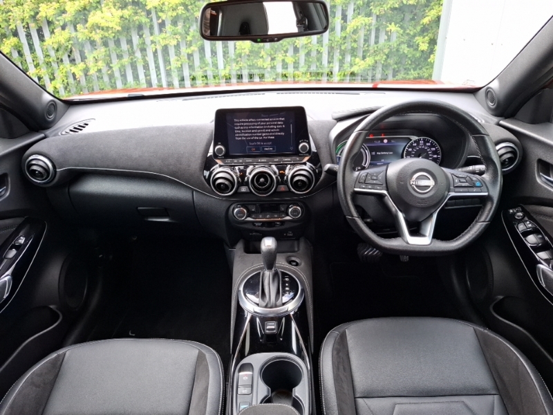 Nissan Juke Acenta White #3