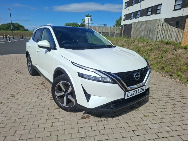 Nissan Qashqai 1.3 Dig-t Mh N-connecta CJ23LZN White