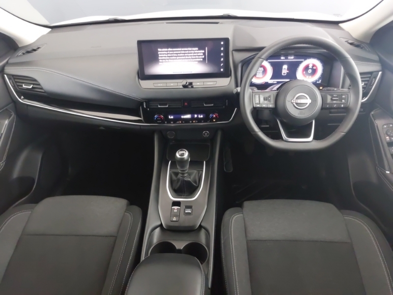 Nissan Qashqai 1.3 Dig-t Mh N-connecta CJ23LZN White #3