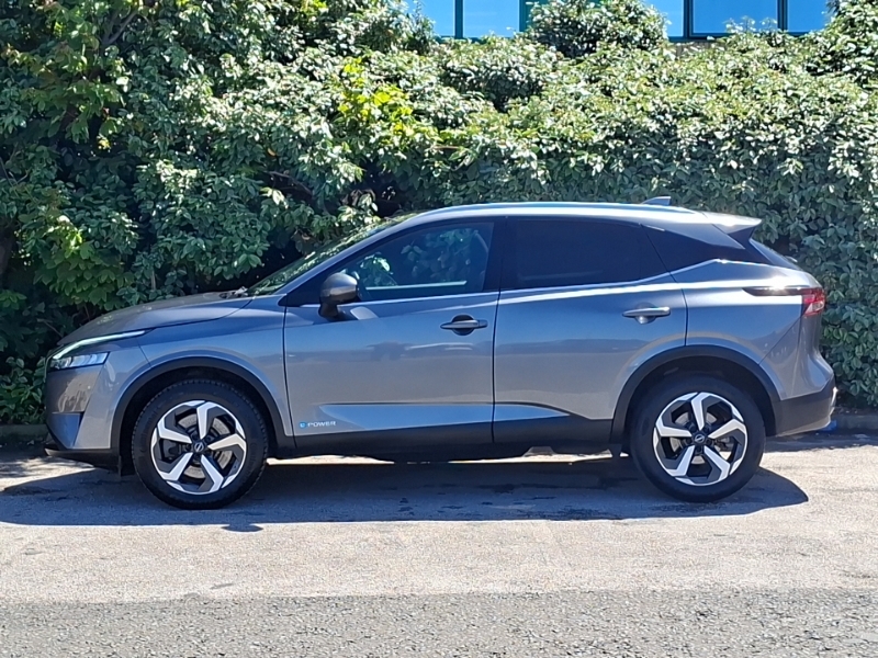 Nissan Qashqai 1.5 E-power N-connecta Glass Roof Grey #4
